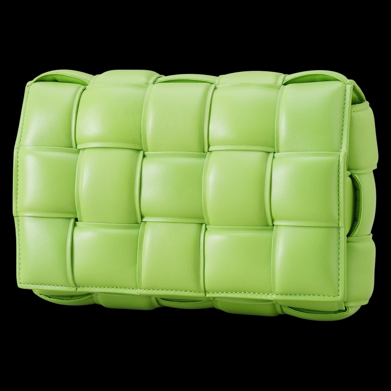 BOTTEGA VENETA(USED)보테가베네타 패딩 카세트백